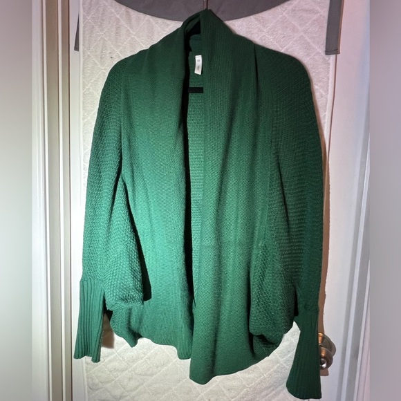 LIKE NEW Wishlist Drape Cardigan - Picture 1 of 3